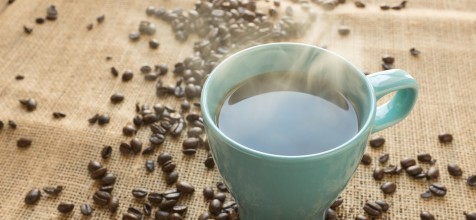 Kaffeetasse mit Kaffeebohnen